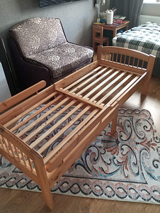 Детская кровать (2 фото из 4)