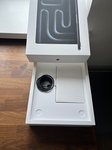 Продается Apple MacBook Pro 14 M4 16GB/512GB SWE (5 фото из 5)