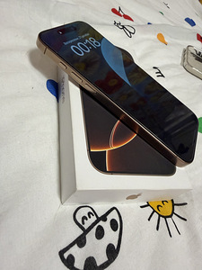 iPhone 16 Pro Max 256 ГБ (1 фото из 6)