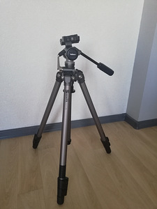 Statiiv Velbon Sherpa 550R (1 foto / 3)
