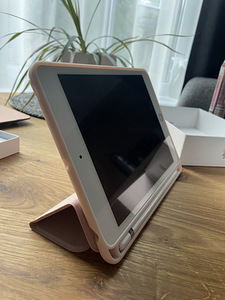 iPad mini 64GB + Apple Pencil 1st generation (7 foto / 7)
