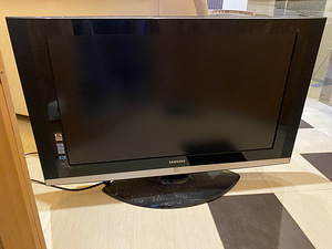 Samsung 40 ТВ (1 фото из 2)