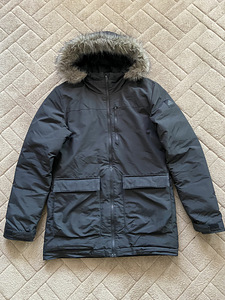 Зимняя куртка Adidas (1 фото из 2)