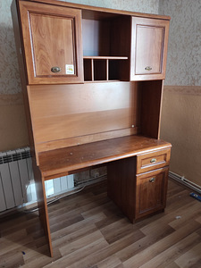 Arvuti laud. Arvutilaud (1 foto / 3)