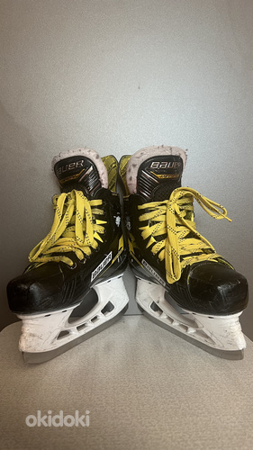 Laste uisud BAUER SUPREME M4