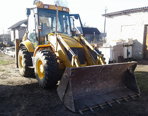 Аренда экскаватора-погрузчика JCB 4CX