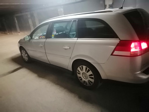 Opel Vectra (9 фото из 9)