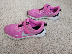 Кроссовки/ботинки Nike, Columbia, размеры 33,34 (2 фото из 9)