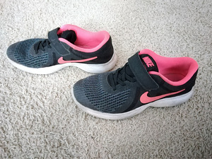 Кроссовки/ботинки Nike, Columbia, размеры 33,34 (9 фото из 9)