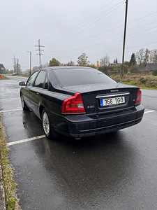 Volvo S80 2.4 D5 120kw (4 foto / 10)