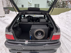 BMW 323TI (8 фото из 9)