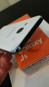 Телефон самсунг Galaxi j5 2015 (3 фото з 3)