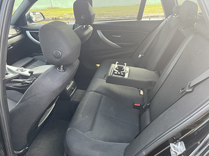 BMW 318d 2.0 105kw (8 foto / 12)