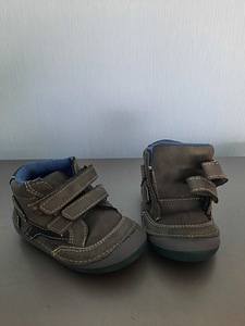 Ботинки детские (2 фото из 2)