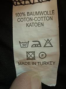 Kvaliteetne trükiga T-särk, noortepärane M/L (6 foto / 6)