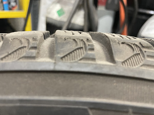 Michelin lamellkummiga valuveljed (6 foto / 7)