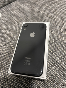 iPhone XR 128GB (3 foto / 5)