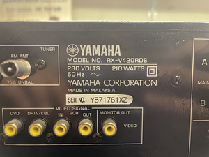 Yamaha RX-V420RDS (3 foto / 3)