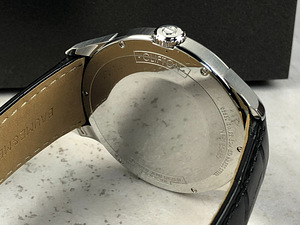 Baume & Mercier Clifton Round Automatic XL White Dial (7 foto / 9)