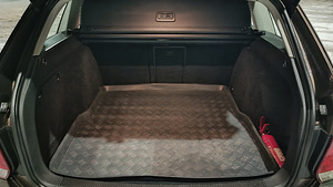 Volkswagen golf 77kw TDI (9 foto / 15)