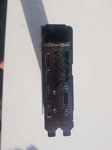 Videokaart sapphire nitro+ rx580 8gb (4 foto / 4)
