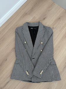 Пиджак Zara (2 фото из 3)