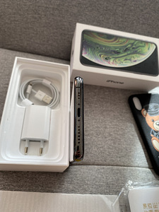 iPhone XS 64GB Space Gray Heas Seisukorras (5 foto / 6)