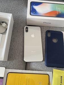 iPhone X 64GB Silver Heas Seisukorras, Uus Aku (2 foto / 7)