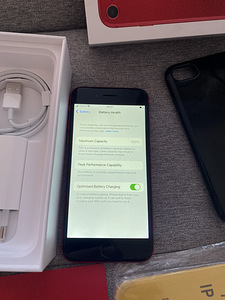 iPhone 8 64GB Red Heas Seisukorras (7 foto / 7)