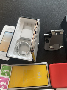 iPhone 11 Pro Max 64GB Heas Seisukorras (5 foto / 7)