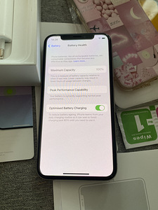 iPhone X 64GB Silver Heas Seisukorras, Uus Aku (7 foto / 7)
