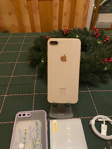 iPhone 8 Plus 64GB Heas Seisukorras, Uus Aku (6 foto / 7)