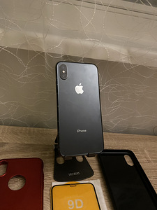 iPhone X 64GB Heas Seisukorras, Uus Aku (2 foto / 6)
