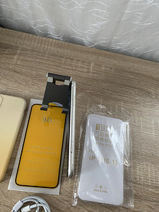 iPhone XR 128GB Heas Seisukorras (2 foto / 8)