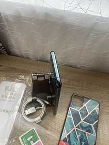 iPhone 11 Pro Max 64GB Heas Seisukorras, Uus Aku (4 foto / 7)