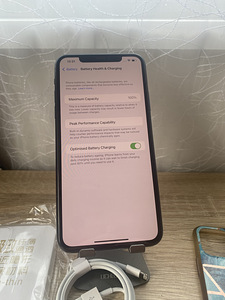 iPhone 11 Pro Max 64GB Heas Seisukorras, Uus Aku (7 foto / 7)