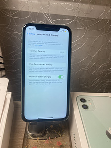 iPhone 11 64GB Väga Heas Seisukorras, Uus Aku (7 foto / 7)