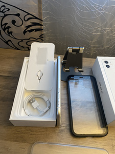 iPhone 11 64GB Heas Seisukorras (5 foto / 6)
