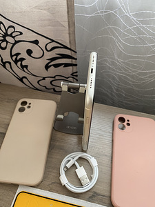 iPhone 11 64GB Heas Seisukorras, Uus Aku (6 foto / 7)