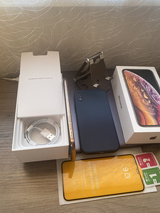 iPhone XS 64GB Heas Seisukorras, Uus Aku (5 foto / 7)