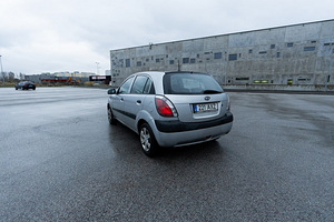 Kia RIo 1.4 71kW (5 foto / 9)