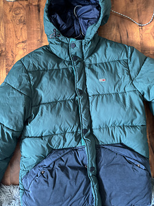 Tommy jeans jope (1 foto / 3)