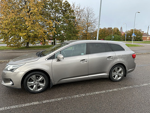 Toyota Avensis 1.8 108kw LPG (1 foto / 9)