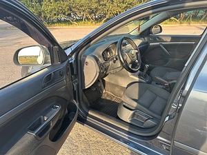 Skoda Octavia 1.2TSI 2011 (9 foto / 13)