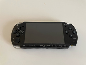 Tasuta mängud Sony PSP 2004 CFW + 2 mängu UMD-l (2 foto / 5)