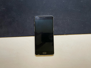 OnePlus 3 varuosade jaoks (2 foto / 4)