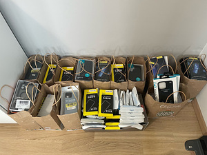 ОПТОМ! 1tk = 0.5 euro Продам 200+ чехлов на iPhone, Samsung. (1 фото из 3)