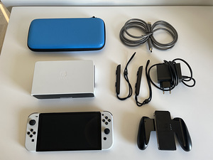 Nintendo Switch OLED White + чехол (2 фото из 6)
