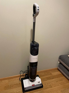 Roborock Dyad Wet/Dry Vacuum (2 foto / 4)