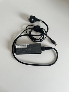 Lenovo sülearvuti laadija 90W Square Tip ADLX90NLC3A (1 foto / 1)